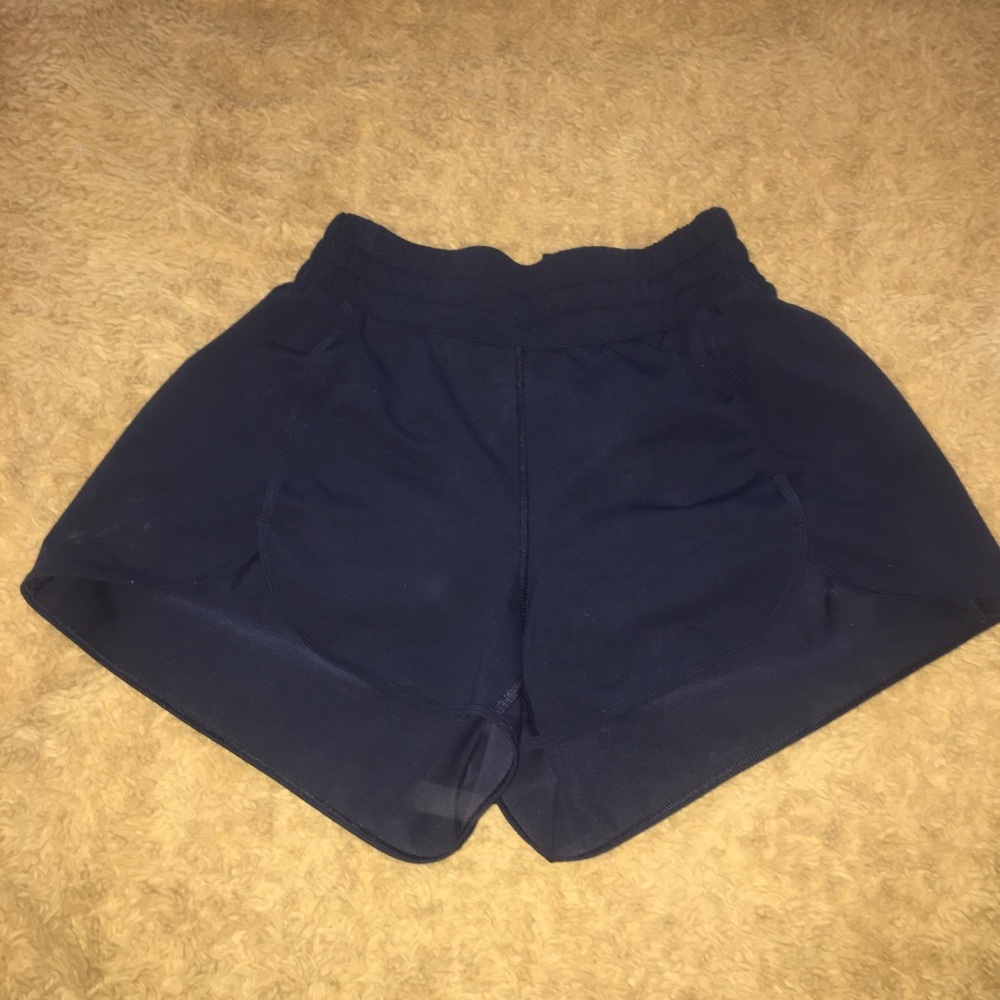 Lulu lemon black shorts